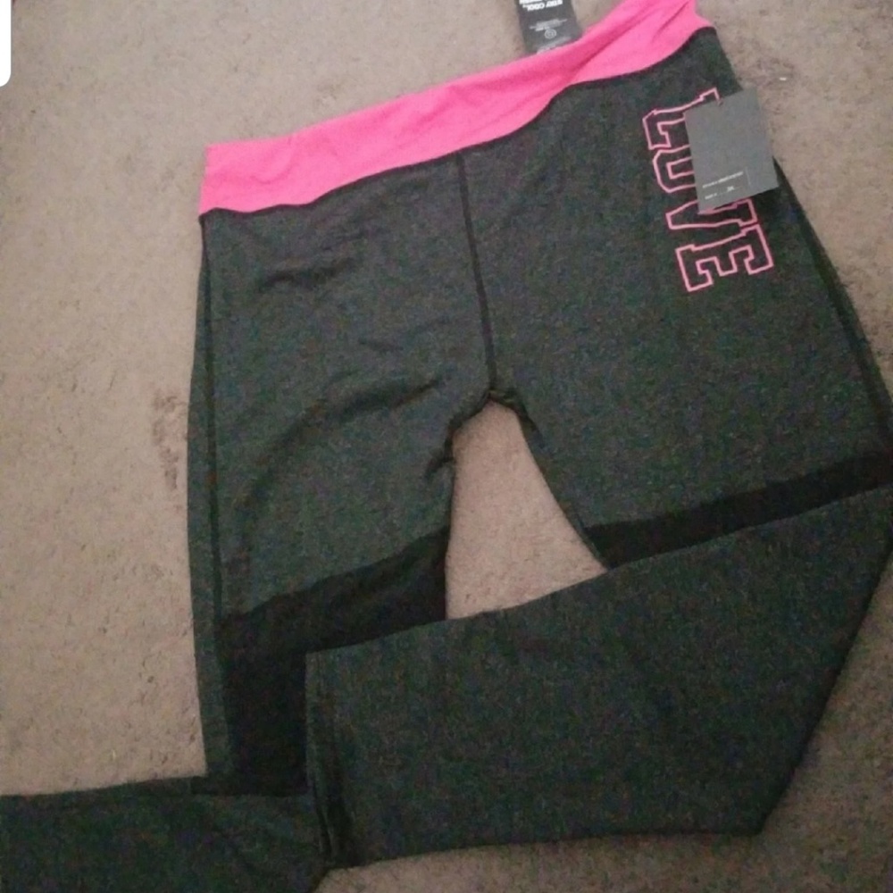 Thrill performance leggings